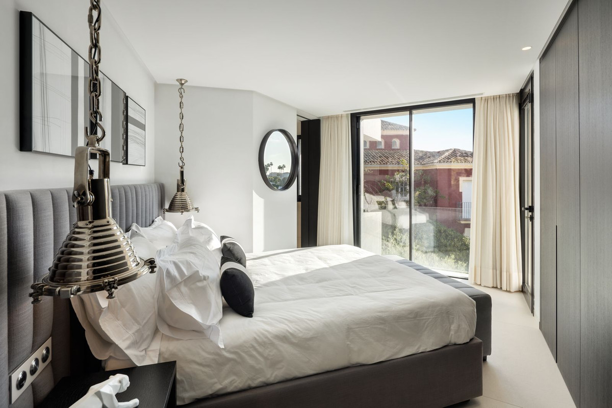 5 Bedroom Villa in Benahavís - Foto 15