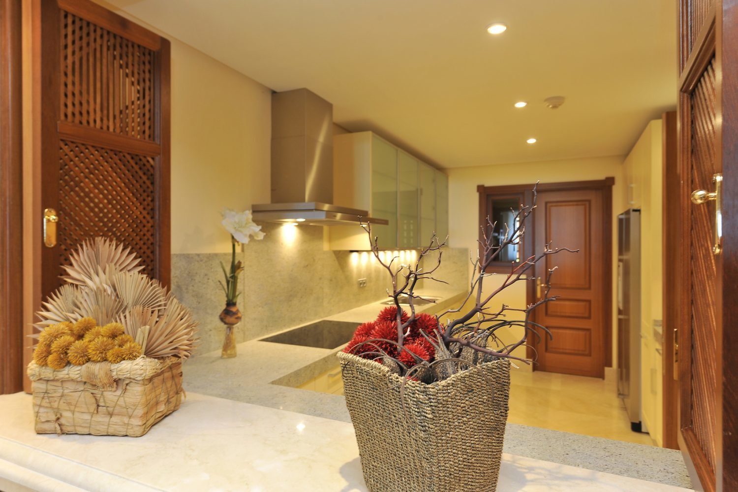 2 Bedroom Apartment in Marbella - Photo 11