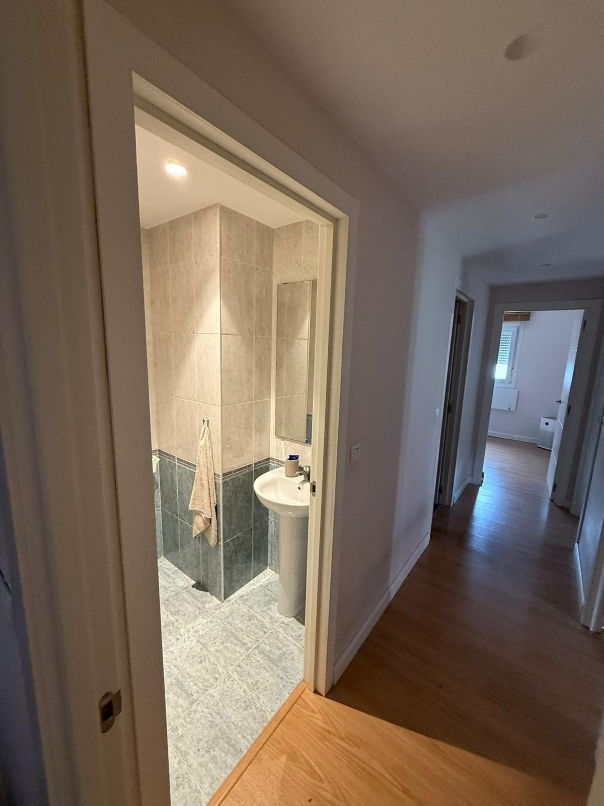 3 Bedroom Apartment in Marbella - Photo 17