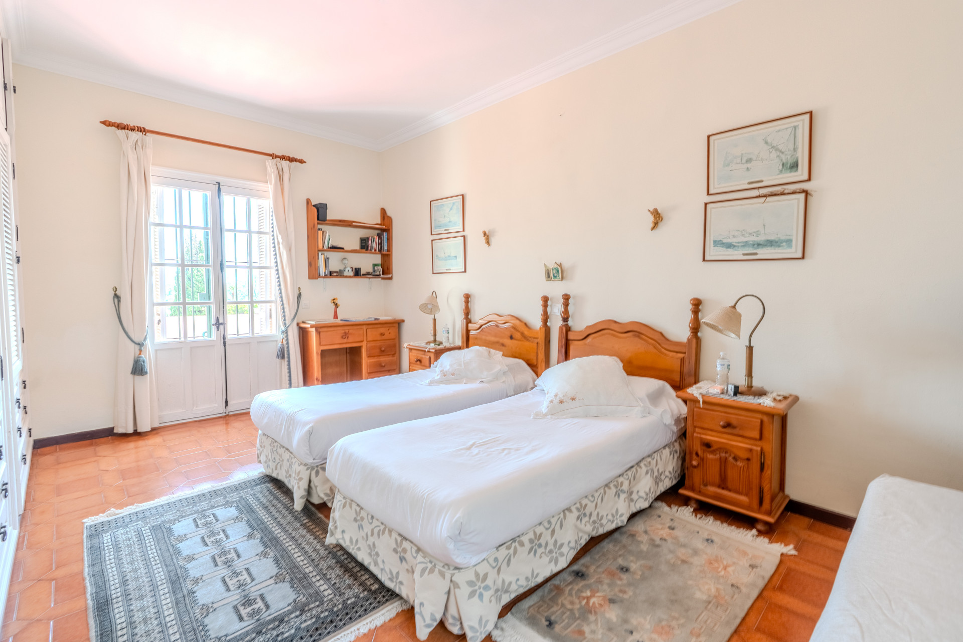 6 Bedroom Villa in Marbella - Photo 21
