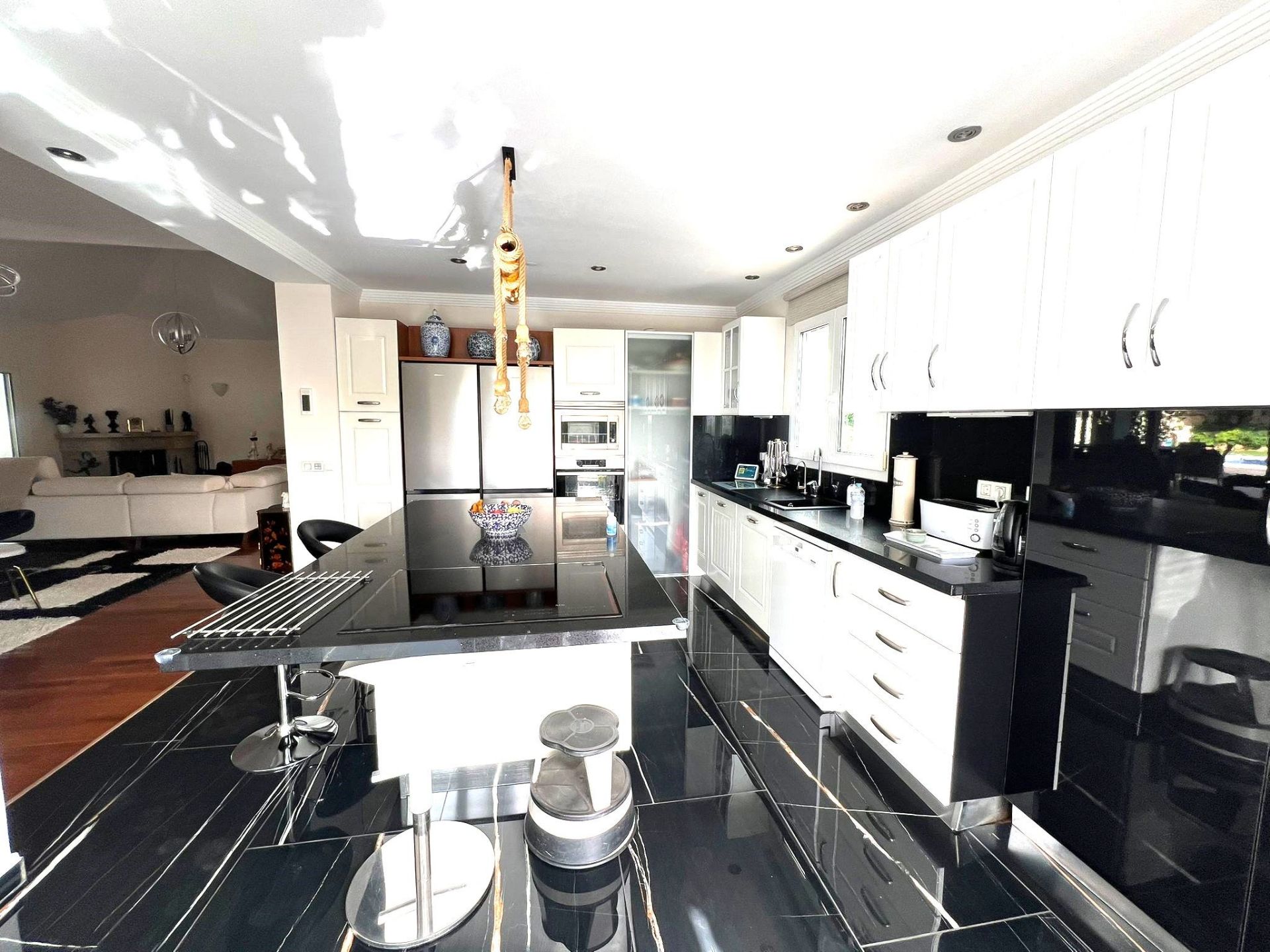 6 Bedroom Villa in Mijas - Photo 5