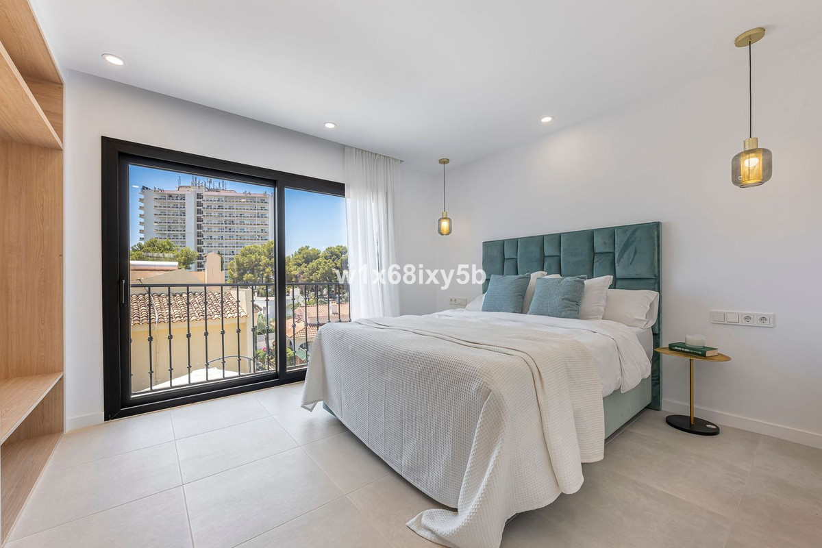 3 Bedroom Villa in Marbella - Photo 16
