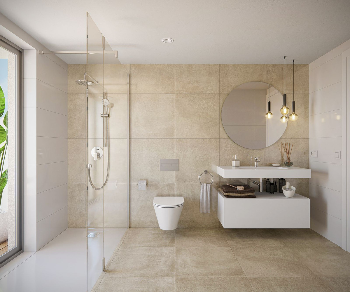 2 Bedroom Apartment in Estepona - Photo 3