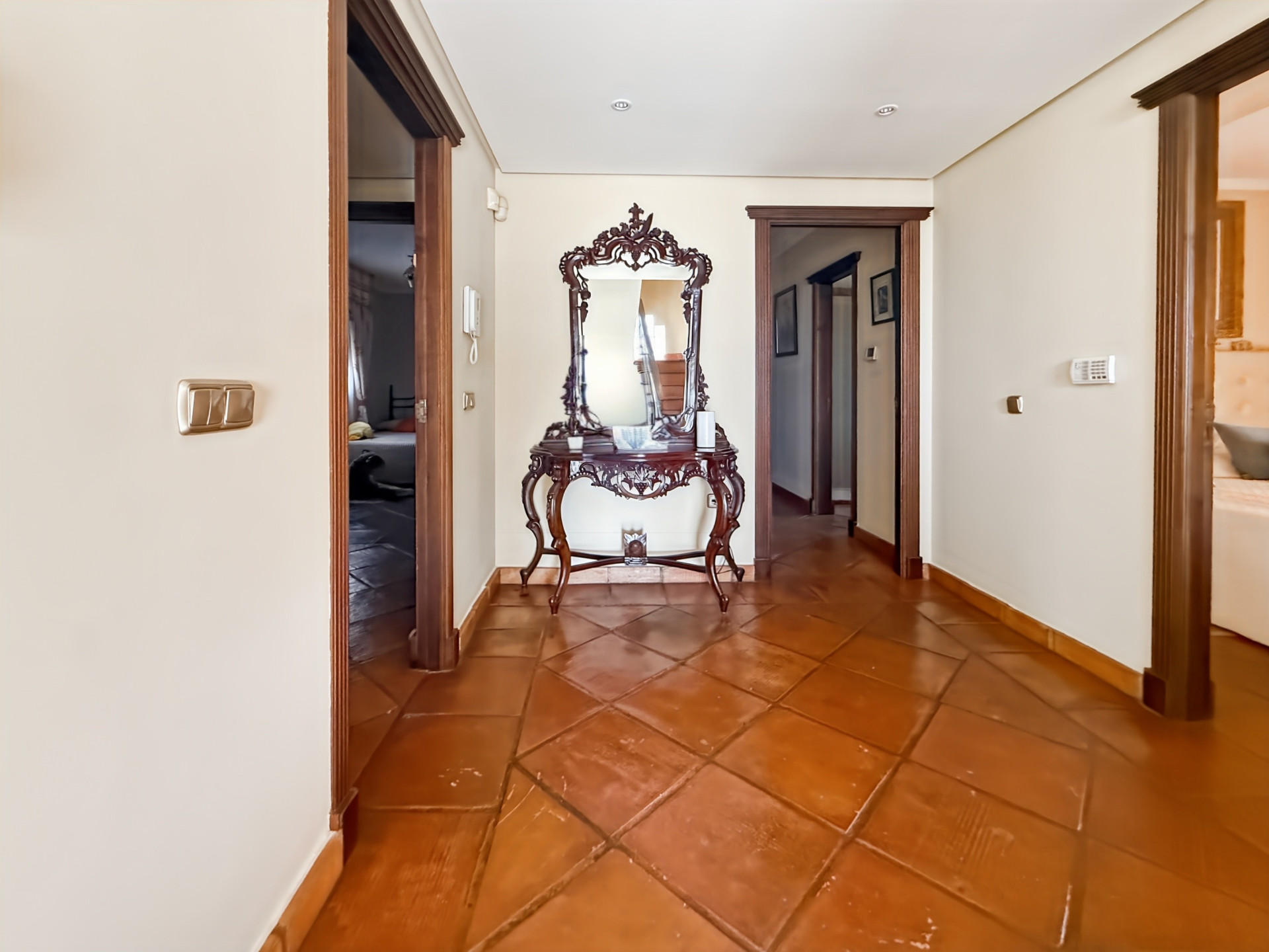 5 Bedroom Villa in Mijas - Photo 14