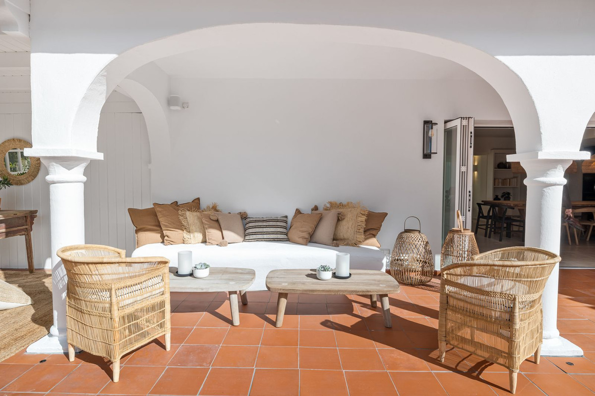 3 Bedroom Villa in Marbella - Photo 23