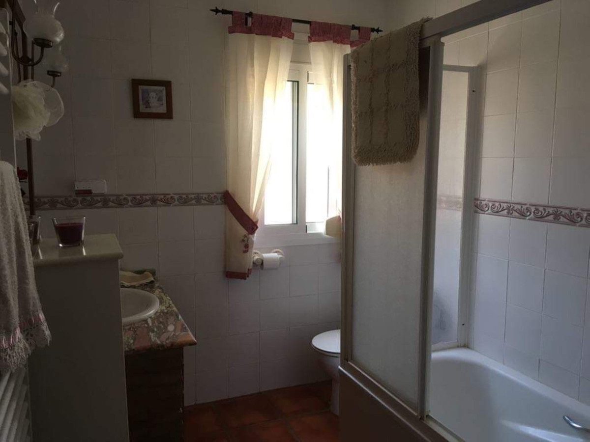 Moradia com 4 quartos em Málaga, Espanha – Foto 10
