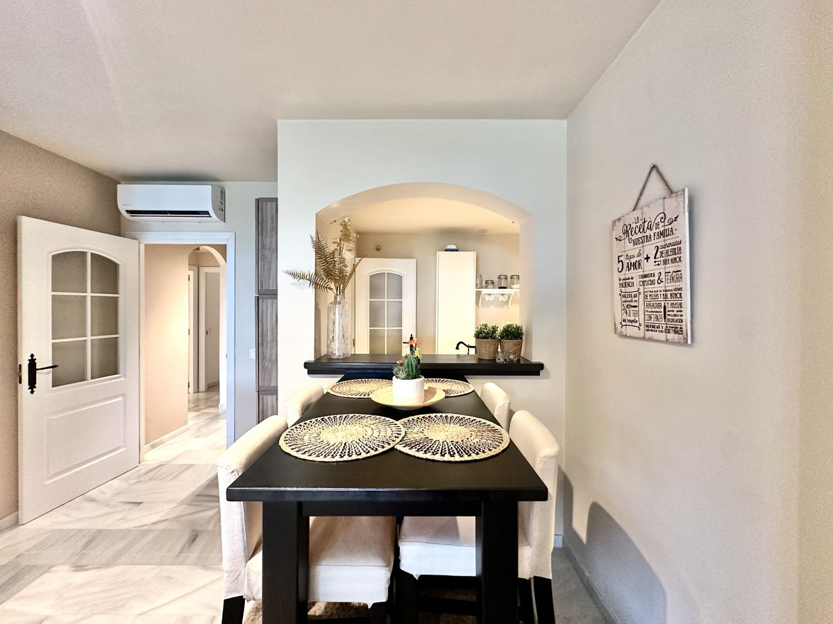 2 Bedroom Apartment in Mijas - Photo 16