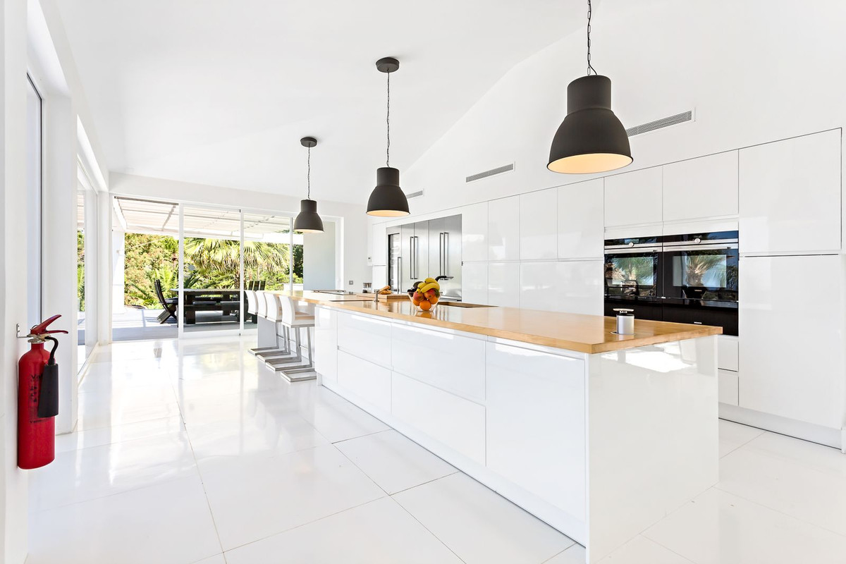 7 Bedroom Villa in Marbella - Photo 22