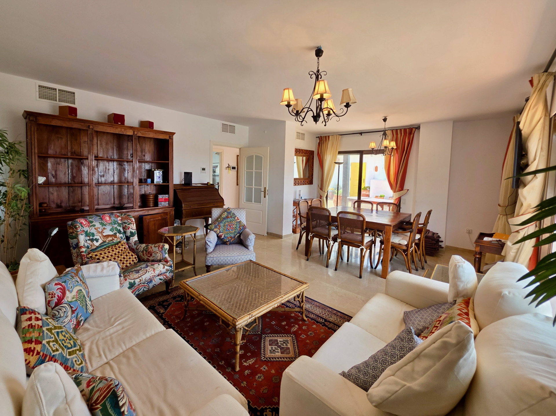 3 Bedroom Penthouse in La Duquesa - Photo 6