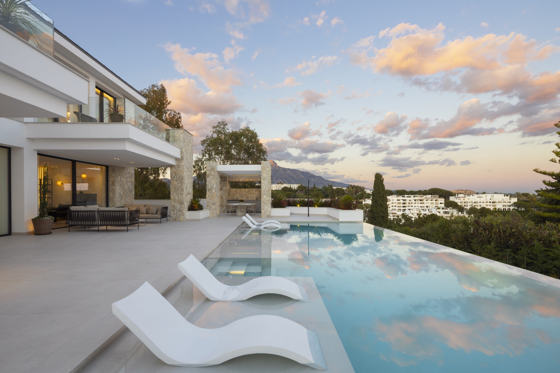 5 Bedroom Villa in Benahavís - Foto 8