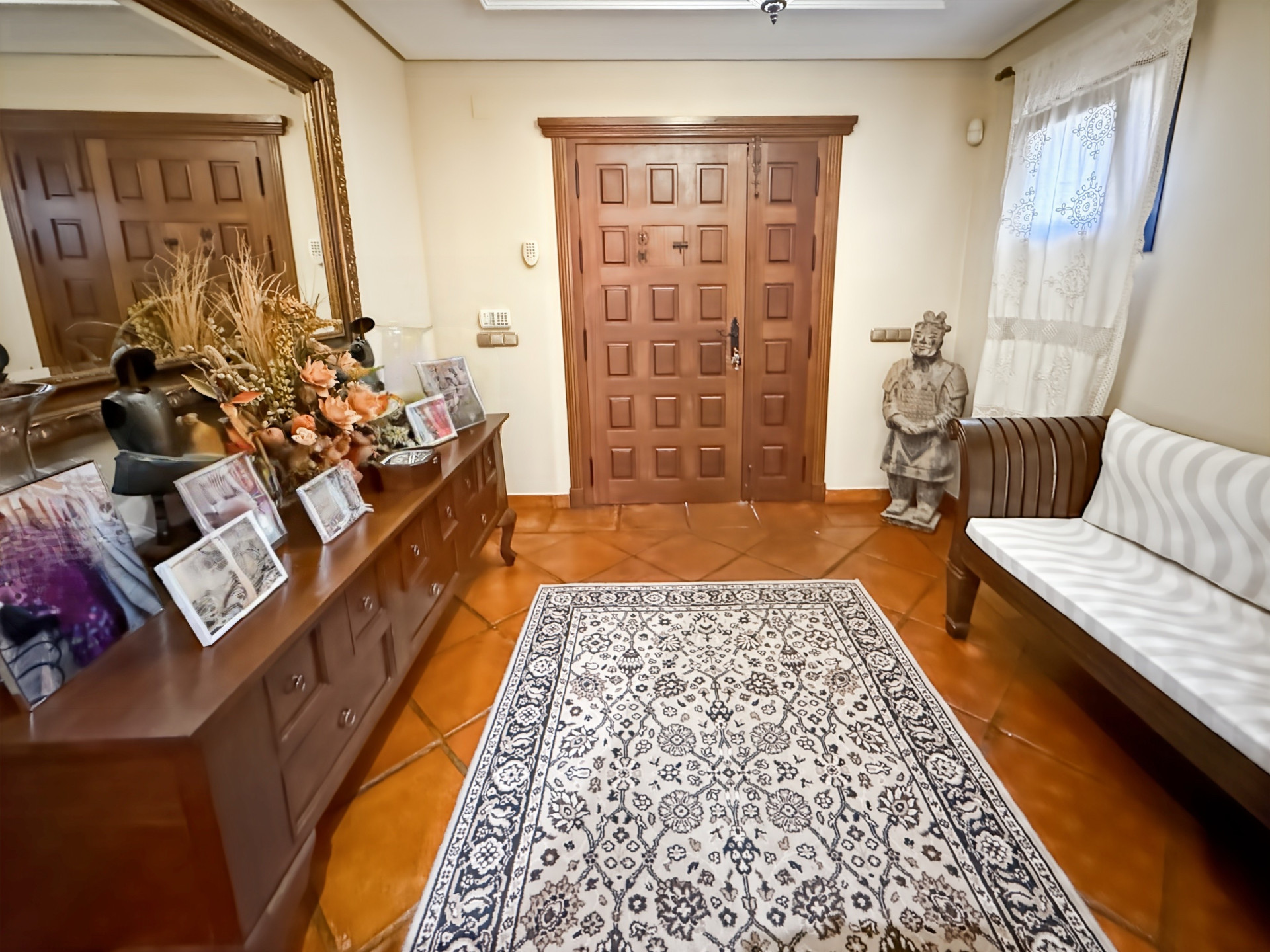 5 Bedroom Villa in Mijas - Photo 5
