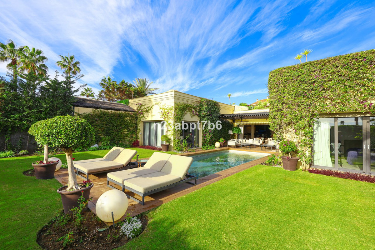 4 Bedroom Villa in Marbella - Foto 10