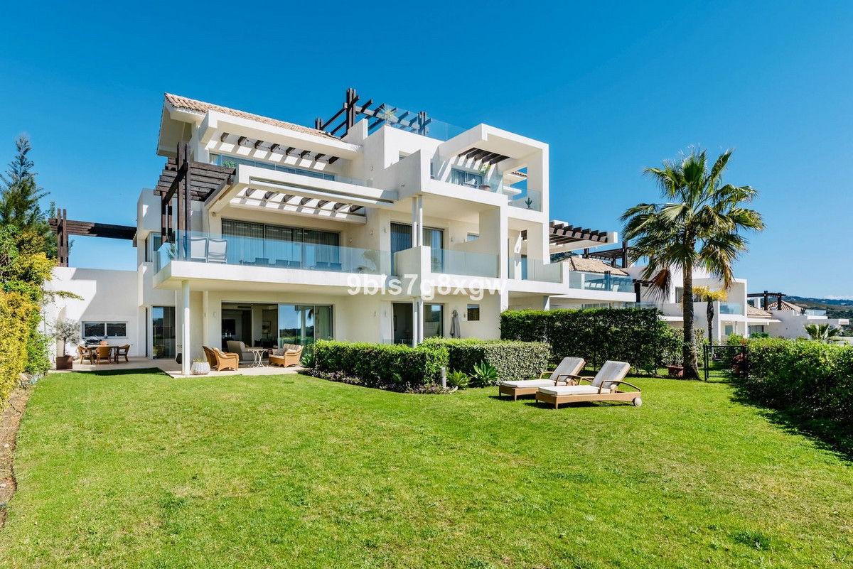 3 Bedroom Apartment in Benahavís