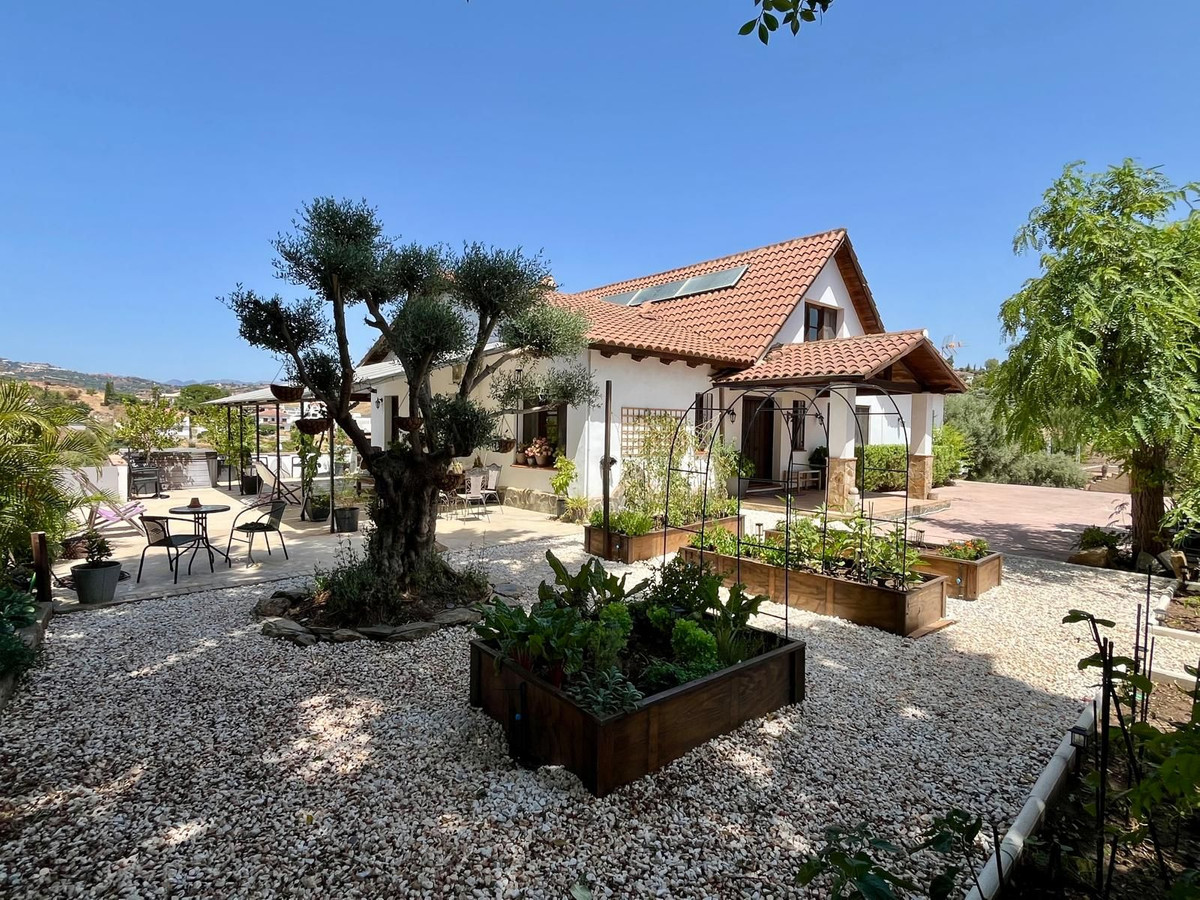 5 Bedroom Villa in Mijas - Photo 5