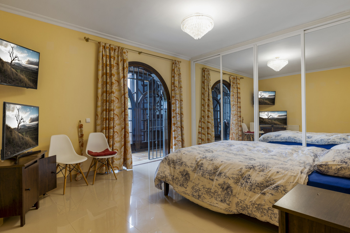 13 Bedroom Villa in Alhaurín el Grande - Foto 29