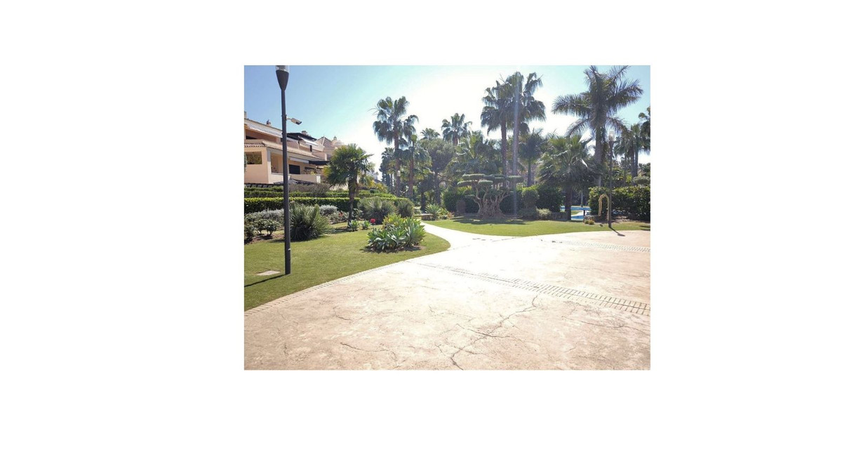 4 Bedroom Apartment in Marbella - Foto 63