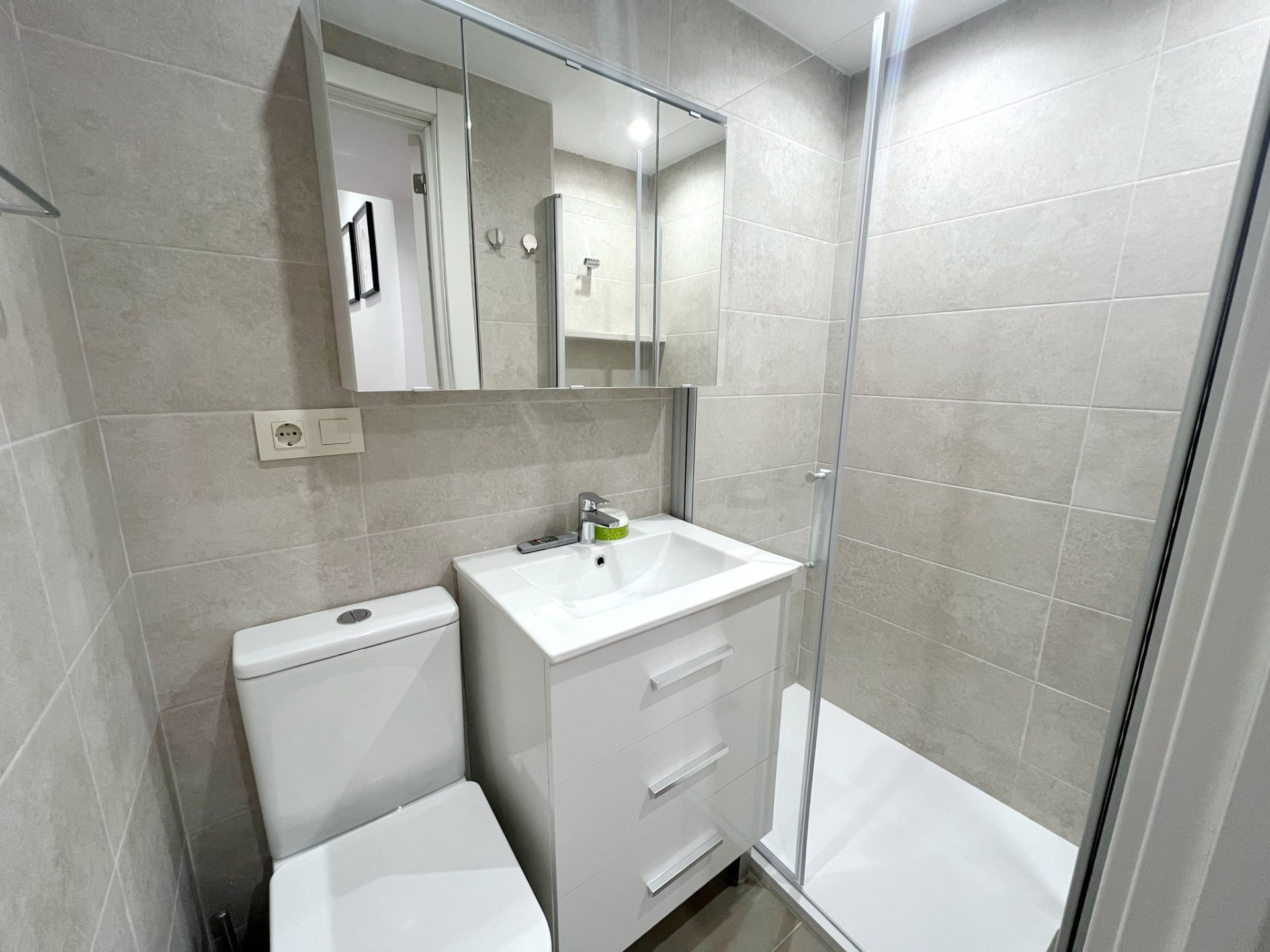 4 Bedroom Apartment in Marbella - Photo 7