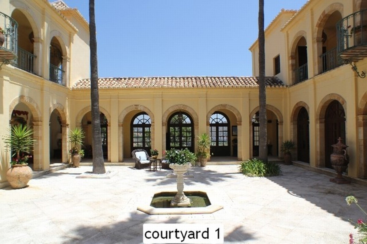 8 Bedroom Villa in Marbella - Foto 9
