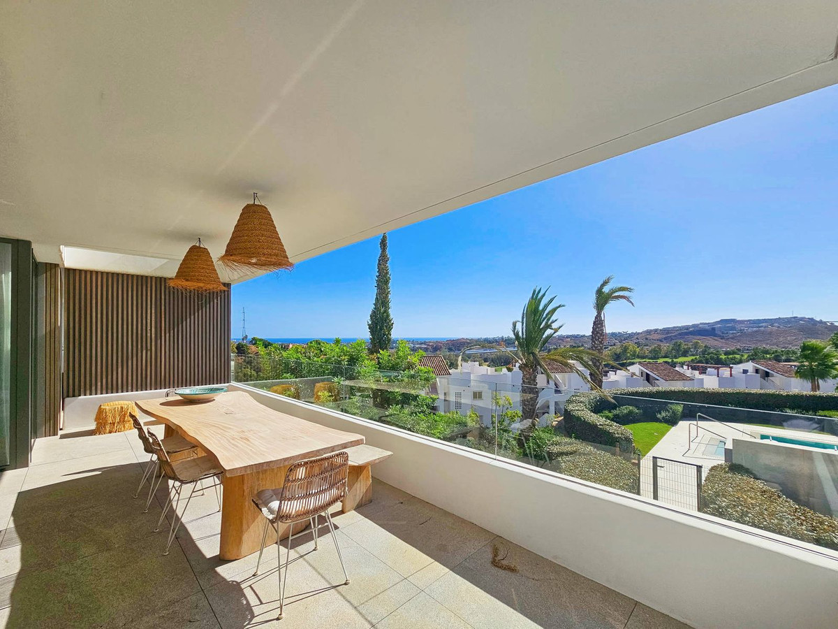 3 Bedroom Apartment in Benahavís - Photo 6