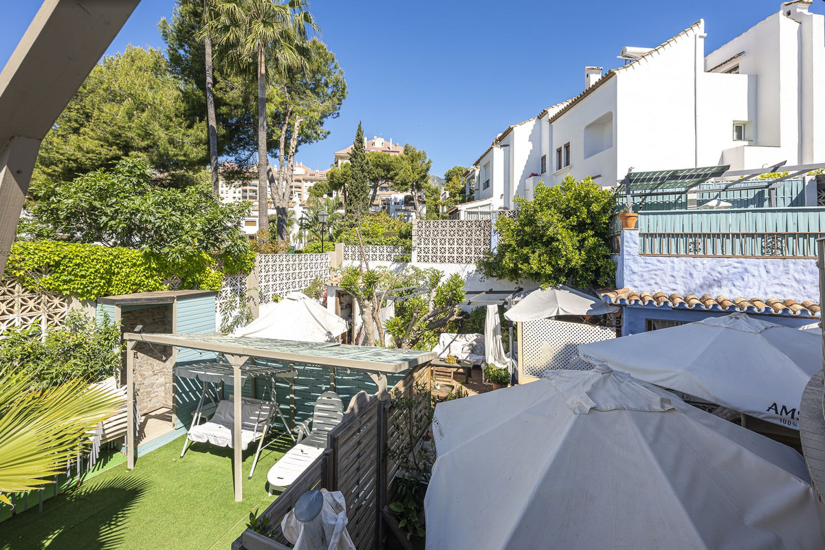 12 Bedroom Villa in Marbella - Photo 56