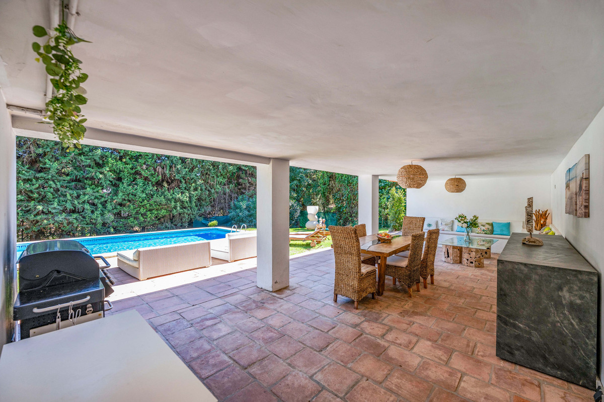 5 Bedroom Villa in Sotogrande - Photo 44
