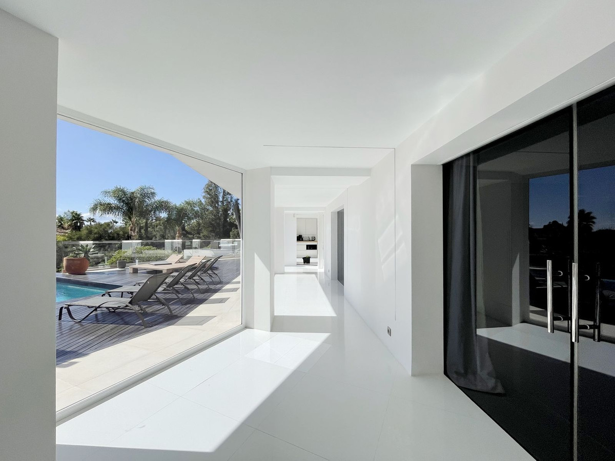 7 Bedroom Villa in Marbella - Photo 27