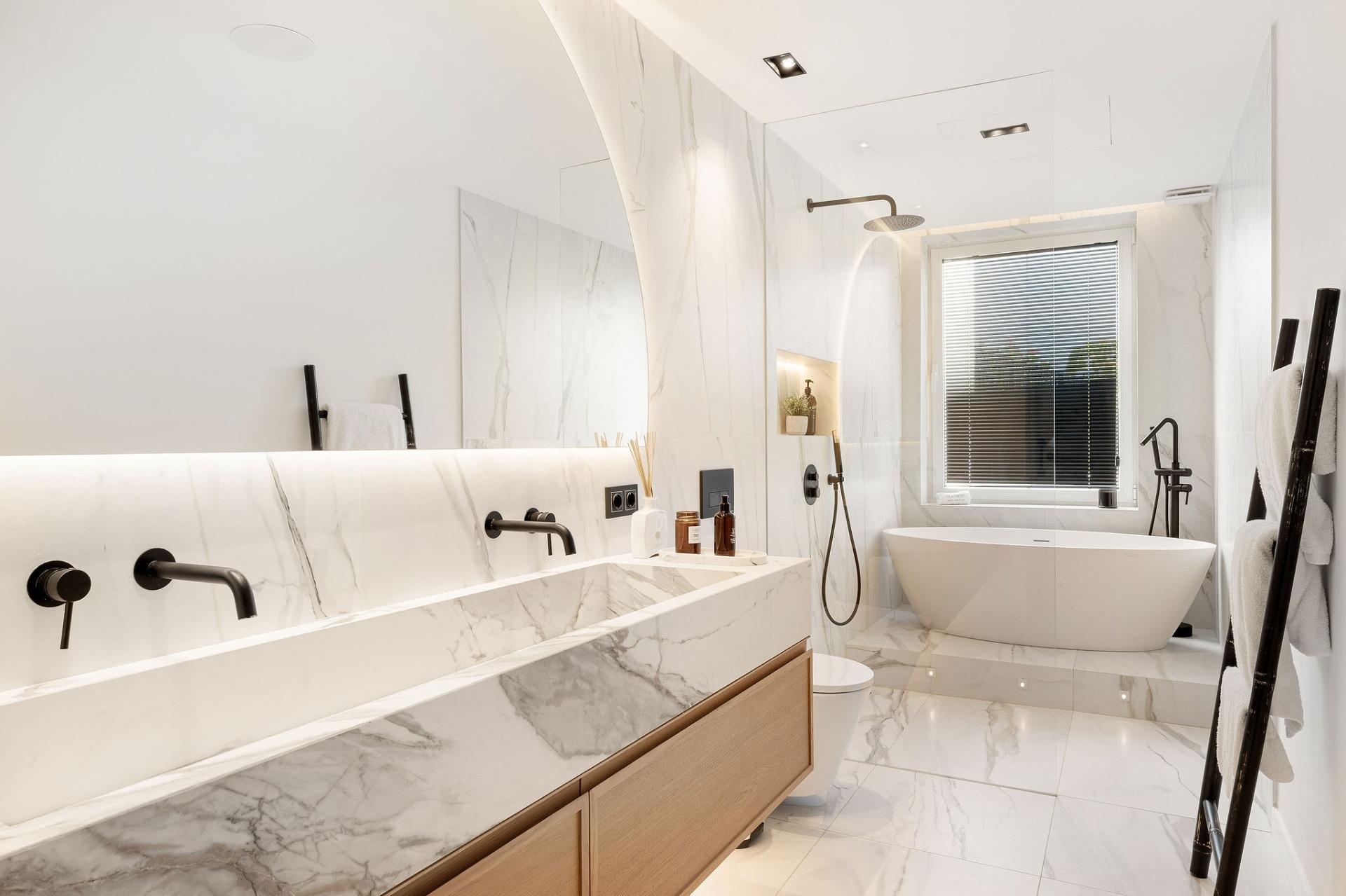 4 Bedroom Townhouse in Marbella - Photo 10