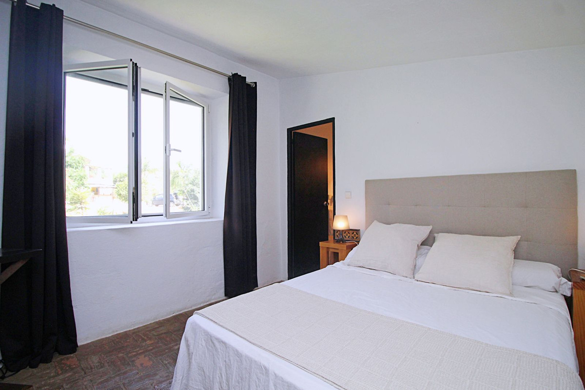 4 Bedroom Country house in Coín - Фото 32