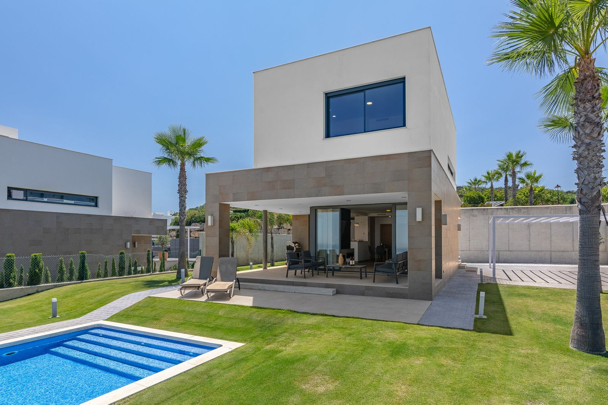 4 Bedroom Villa in Manilva - Photo 22