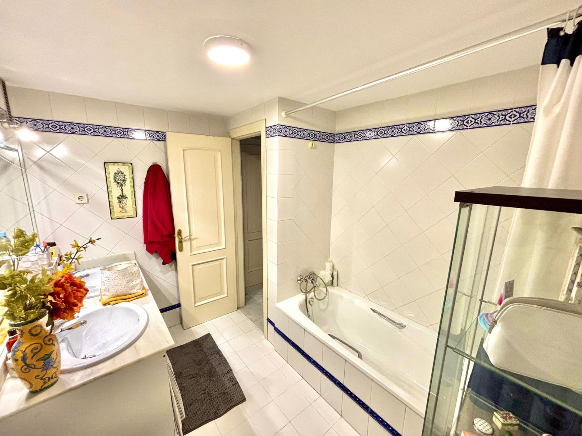 2 Bedroom Penthouse in Mijas - Photo 12
