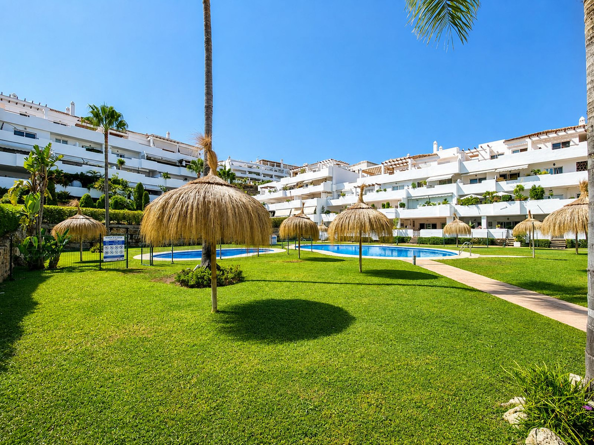 2 Bedroom Penthouse in Estepona
