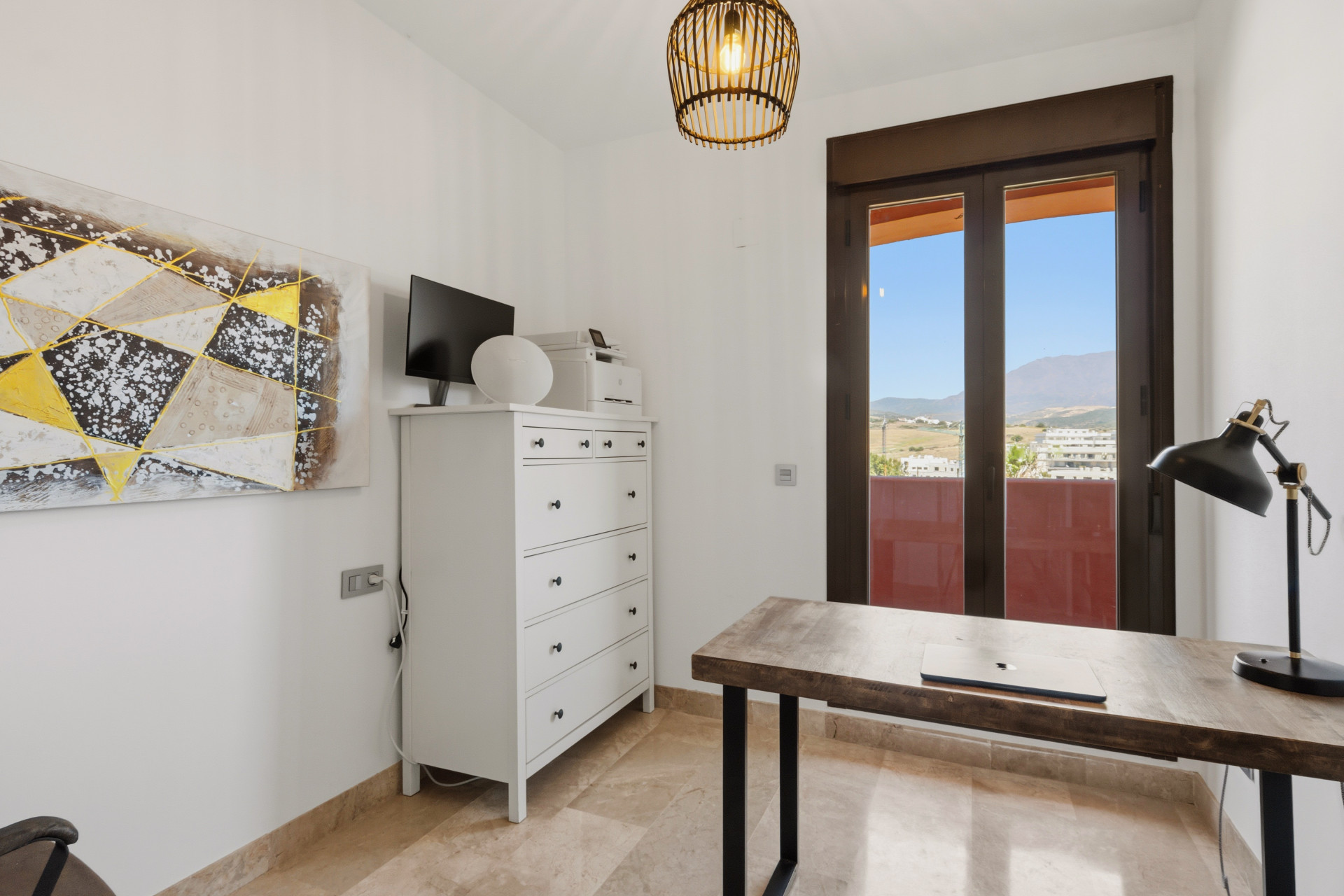 3 Bedroom Penthouse in Estepona - Photo 13