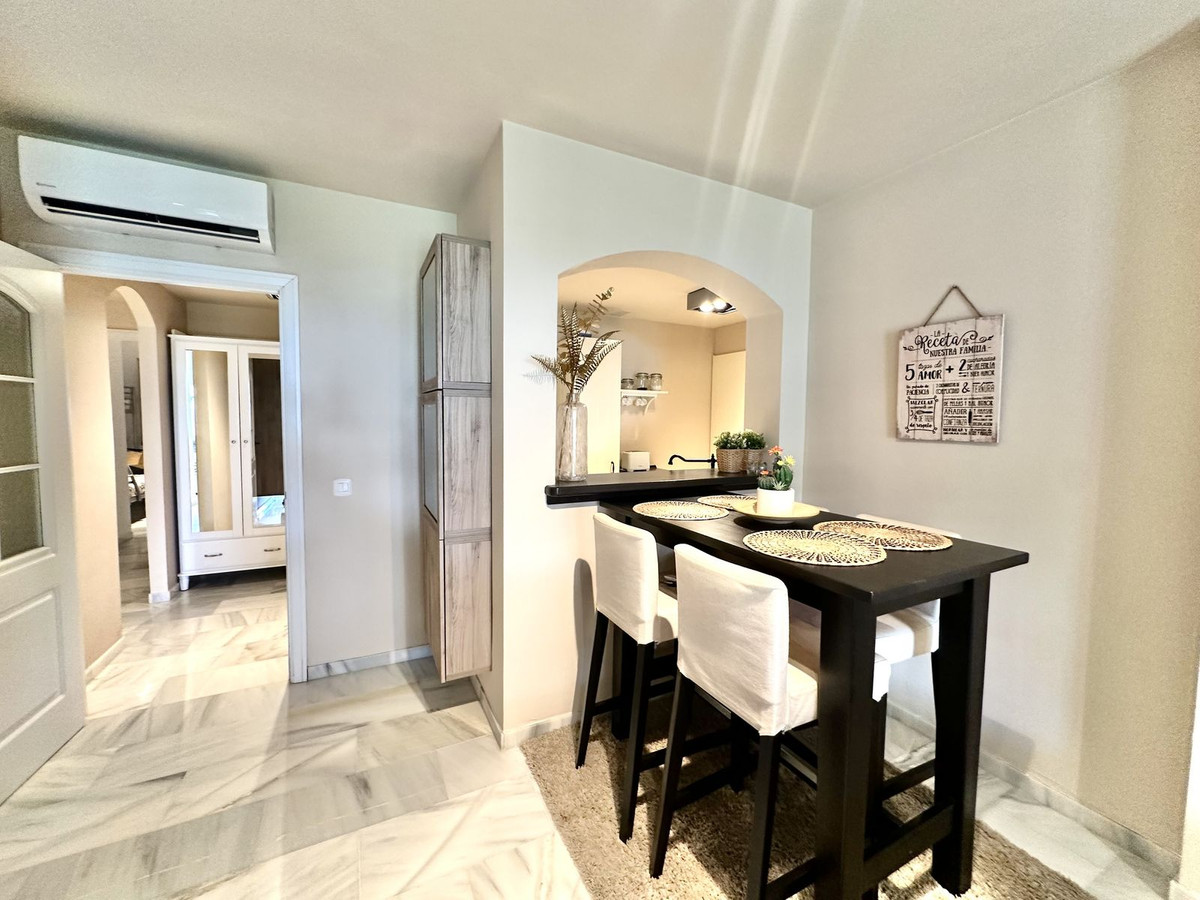 2 Bedroom Apartment in Mijas - Photo 3