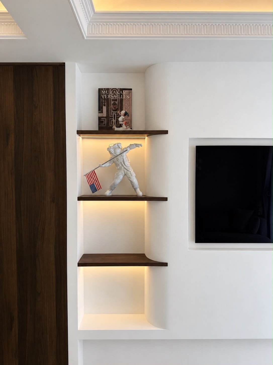 2 Bedroom Apartment in Marbella - Photo 8