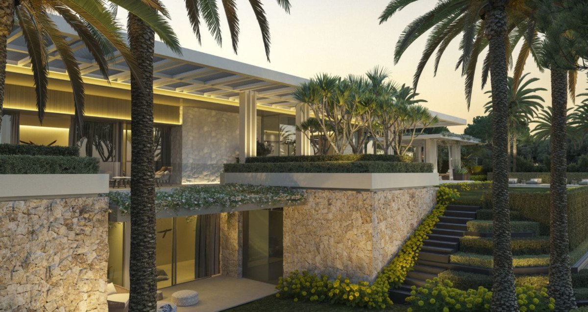 2,000 m² Plot in Marbella - Photo 2