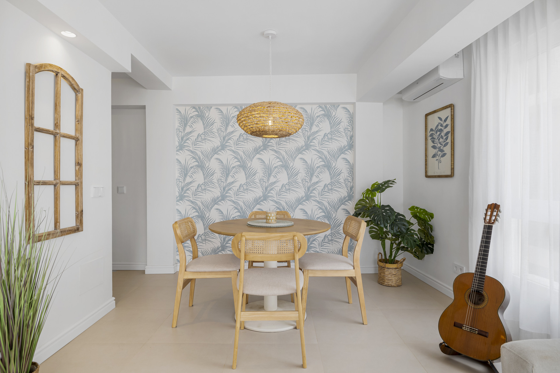 2 Bedroom Penthouse in Estepona - Photo 7