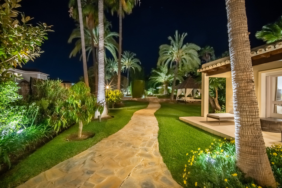 5 Bedroom Villa in Marbella - Foto 24