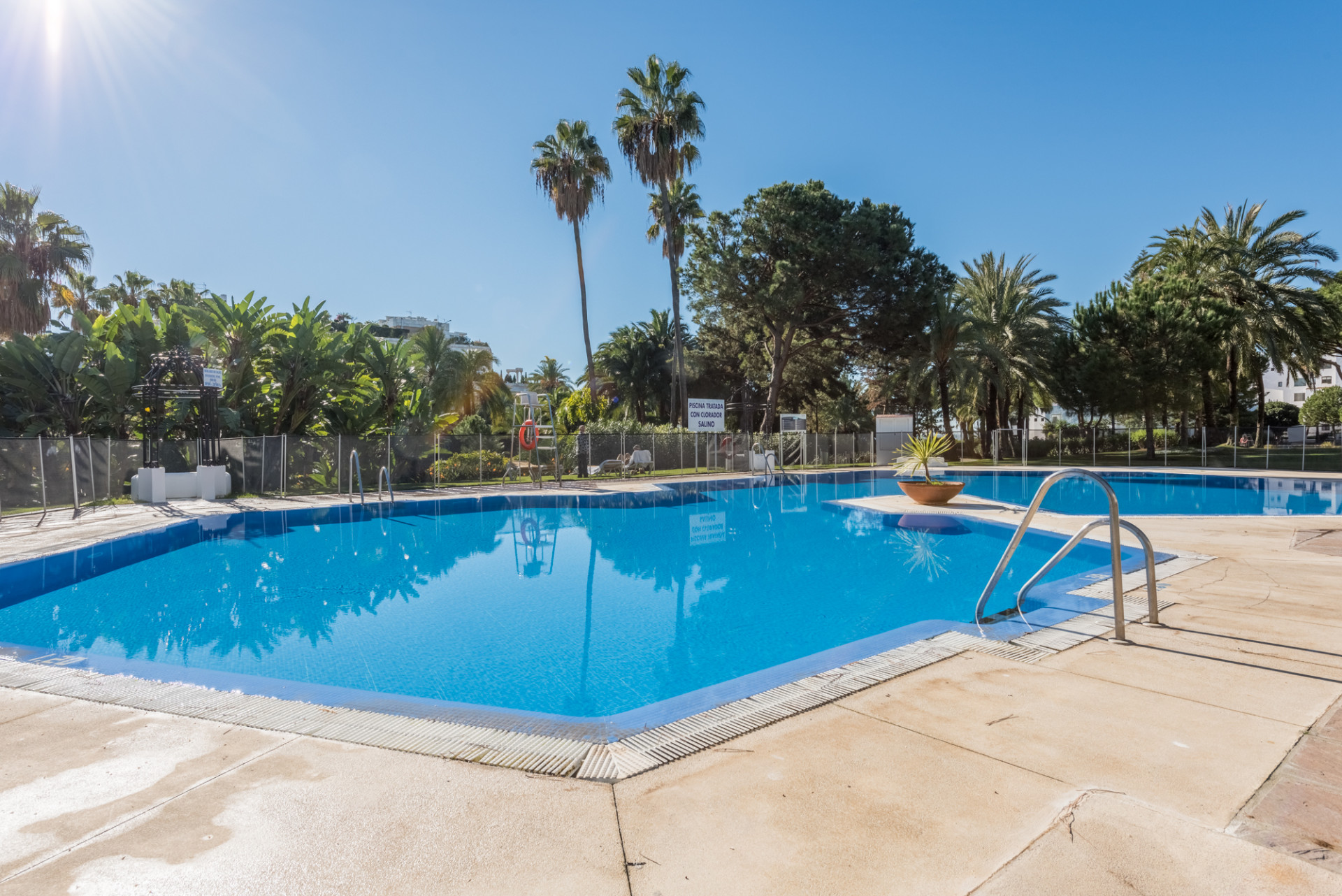 2 Bedroom Apartment in Marbella - Photo 26