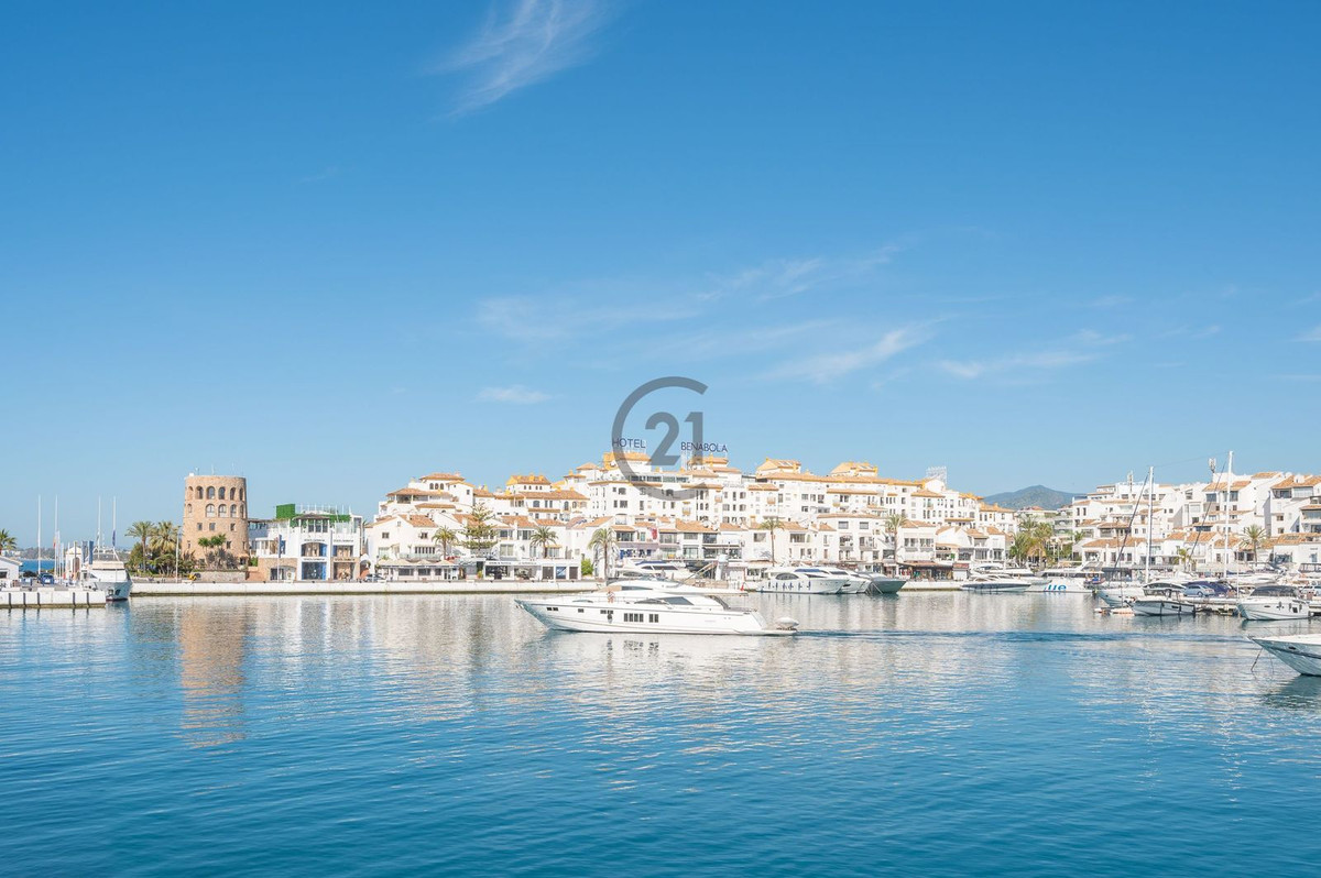 4 Bedroom Townhouse in Marbella - Photo 44