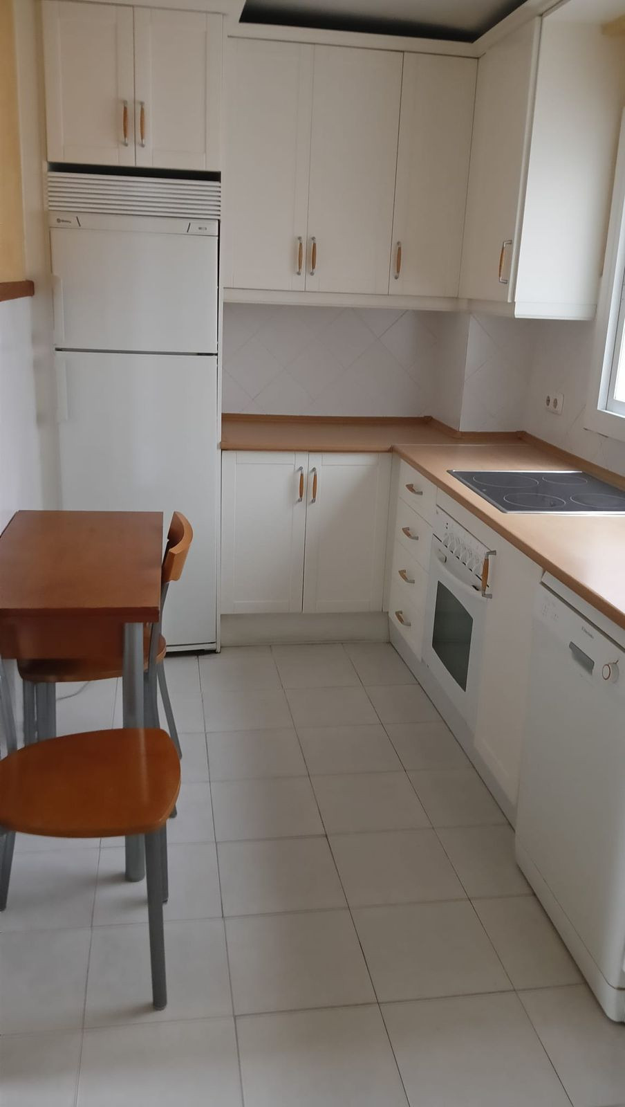 4 Bedroom Apartment in Marbella - Photo 9