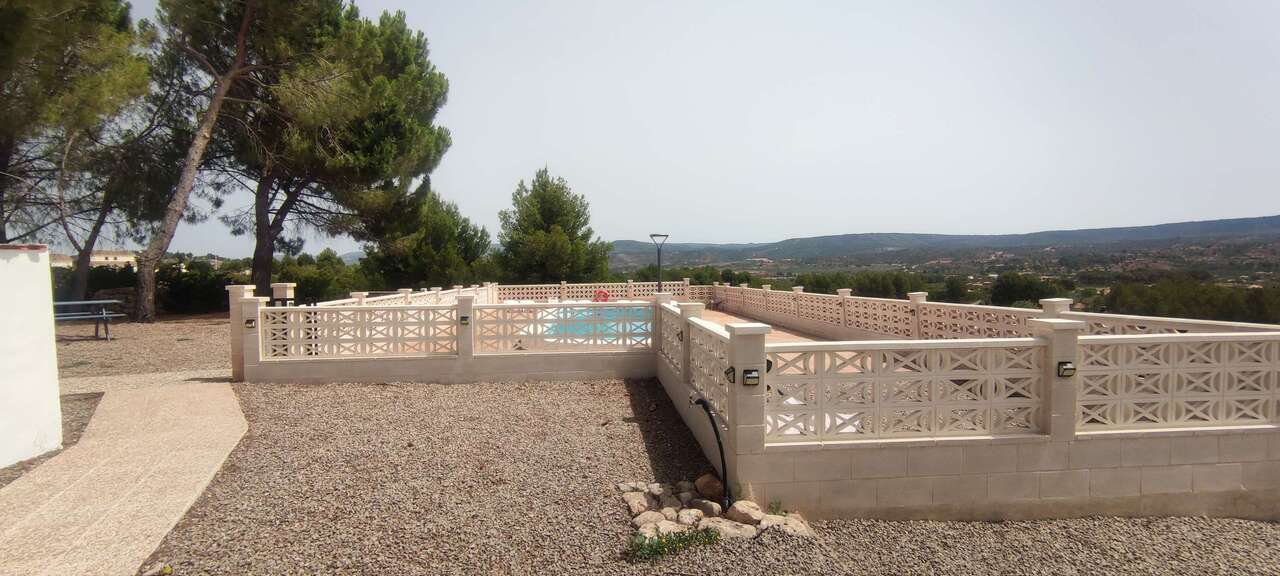 Local con piscina en Valencia – Foto 14