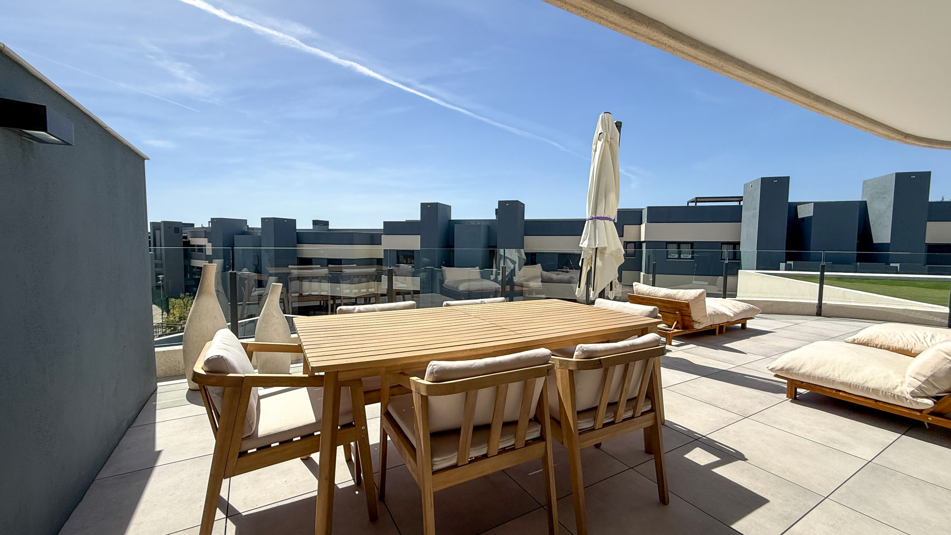 3 Bedroom Apartment in Estepona - Photo 15