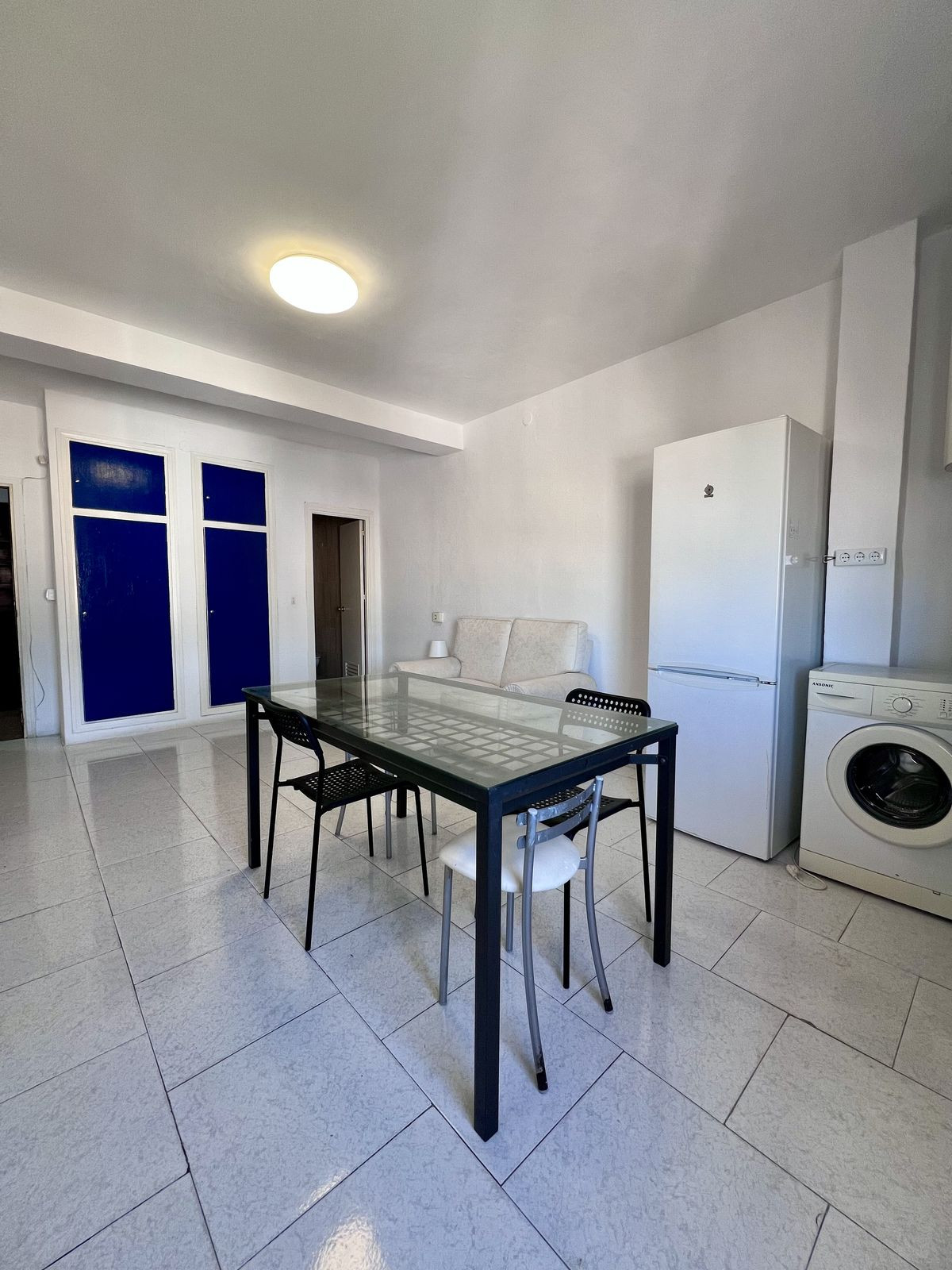 3 Bedroom Apartment in Marbella - Photo 15