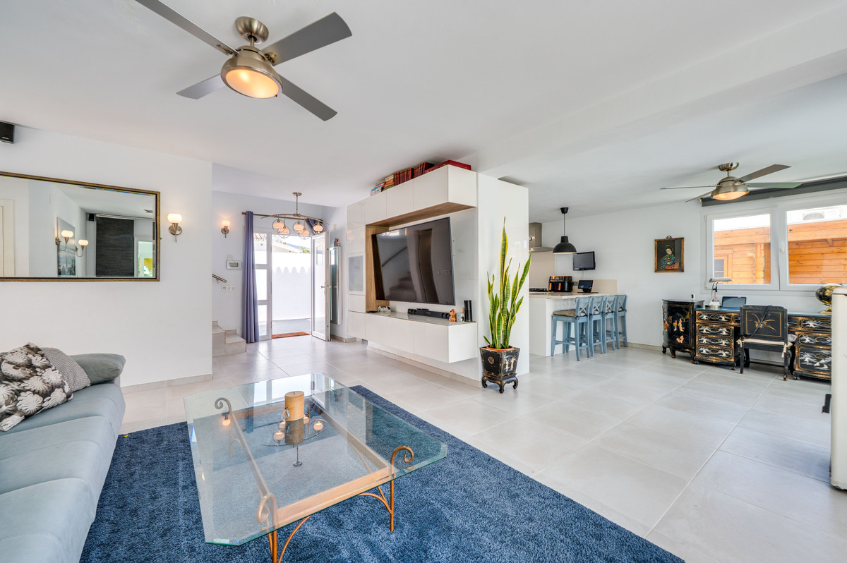 3 Bedroom Villa in Estepona - Фото 7