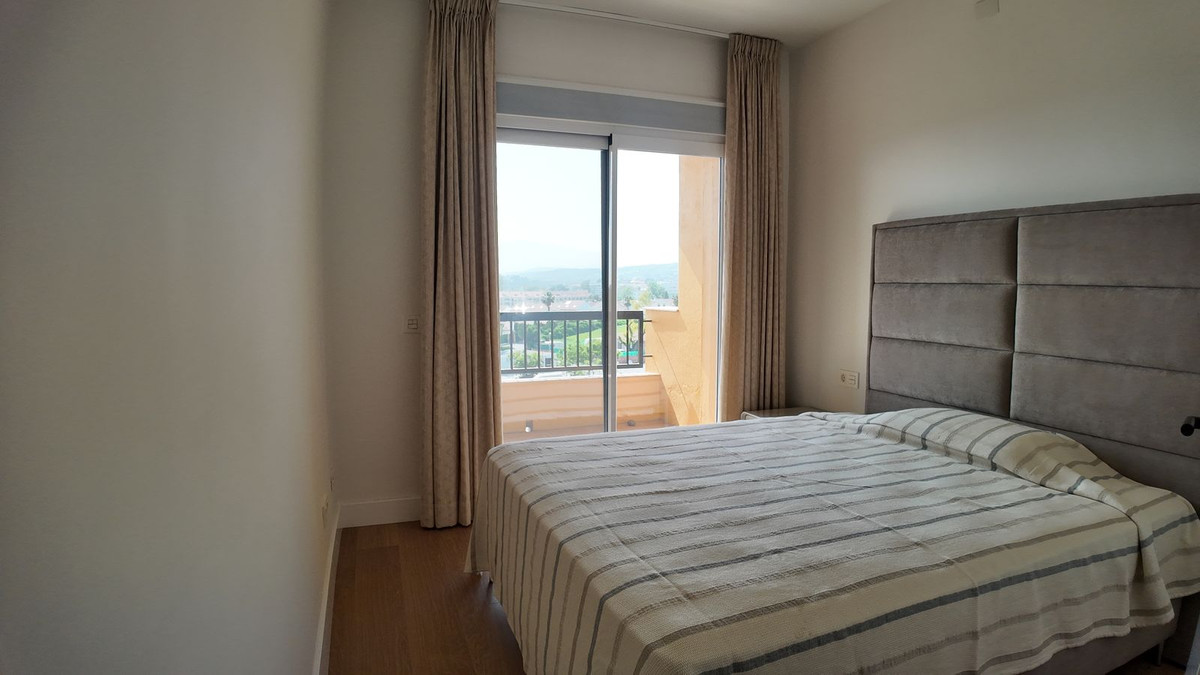 3 Bedroom Apartment in San Pedro de Alcántara - Photo 16