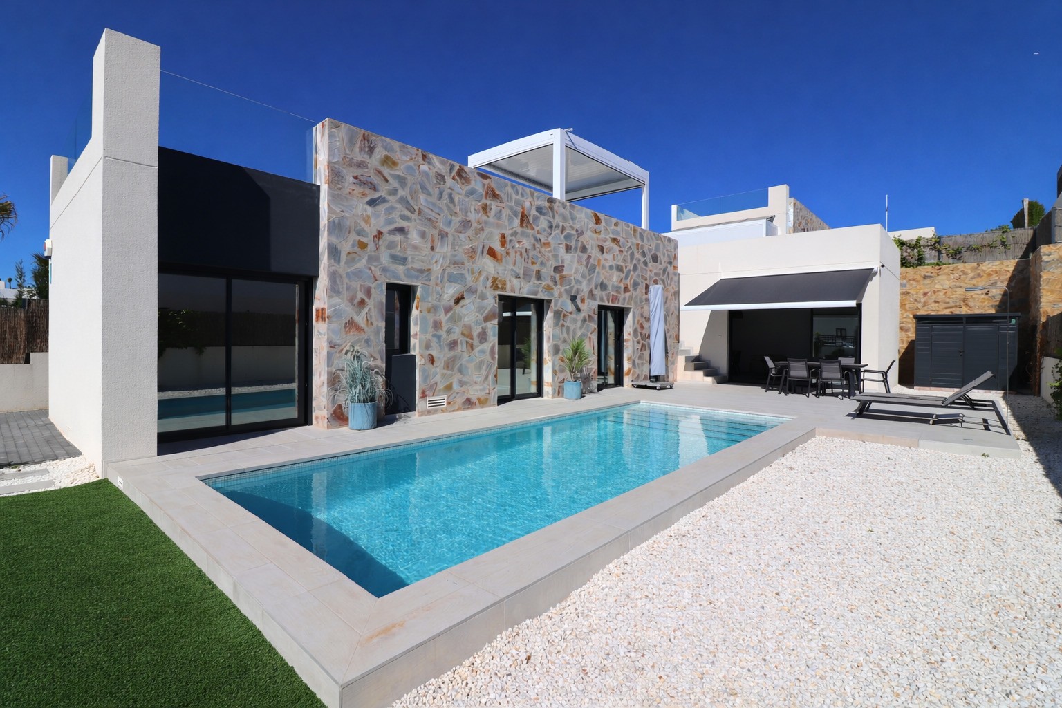 Moradia com 3 quartos com piscina em Alicante, Espanha – Foto 22