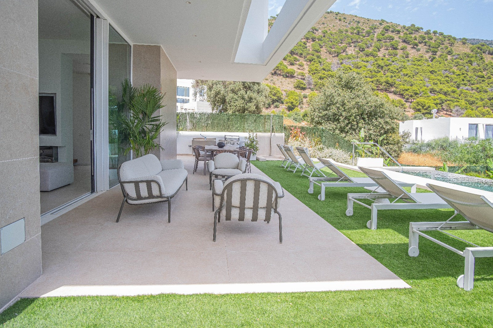 6 Bedroom Villa in Mijas - Photo 9