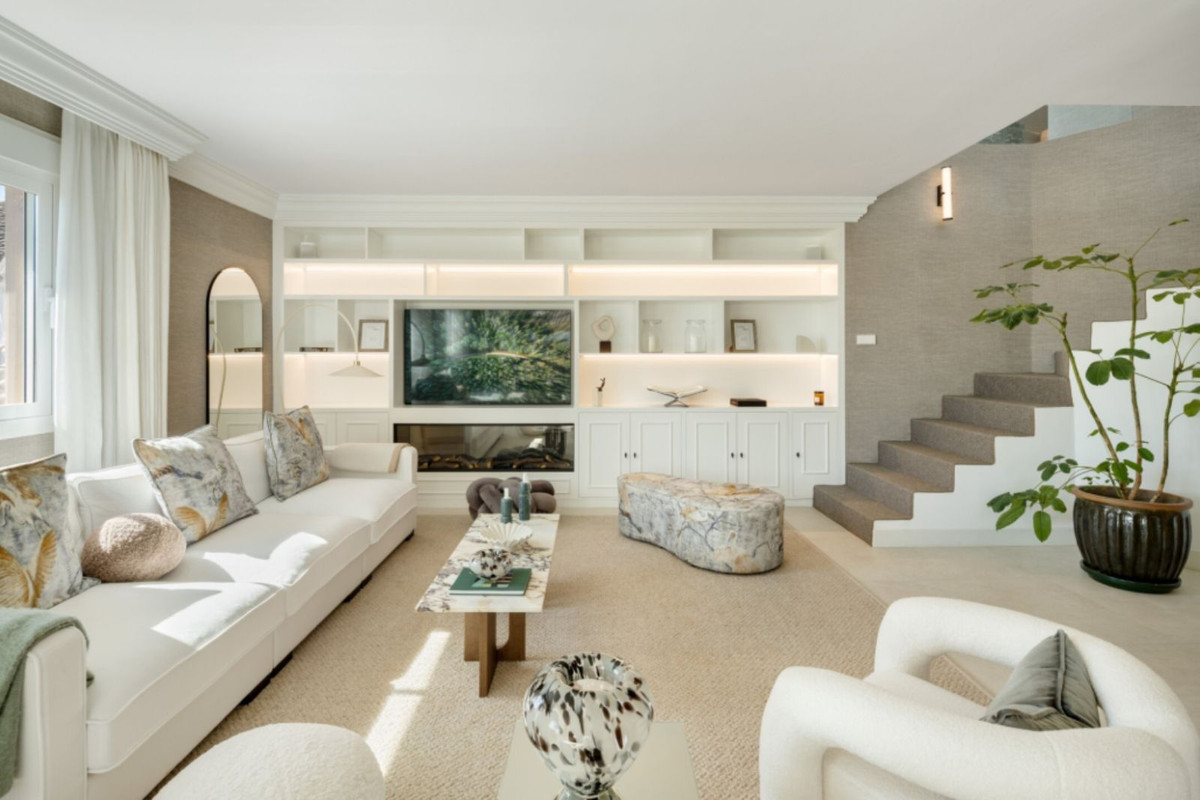 Apartamento com 5 quartos com piscina em Málaga, Espanha – Foto 2