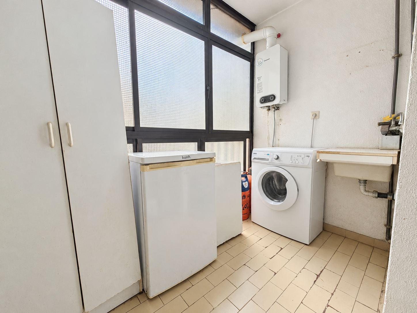 3 Bedroom Apartment in Fuengirola - Photo 12