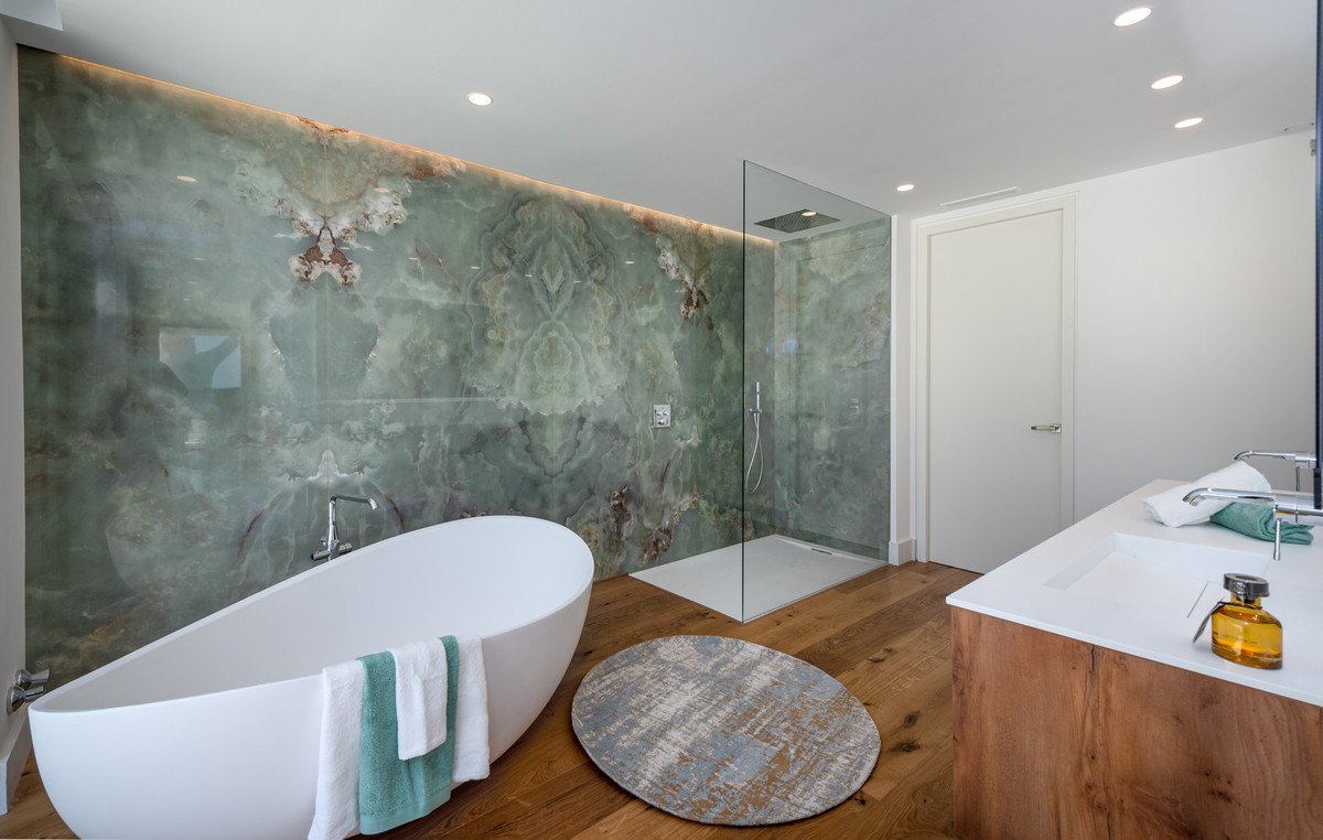 5 Bedroom Villa in Marbella - Photo 24